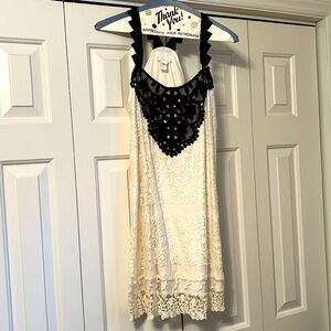 Beautiful Lace Black and Cream/White Floral Dress